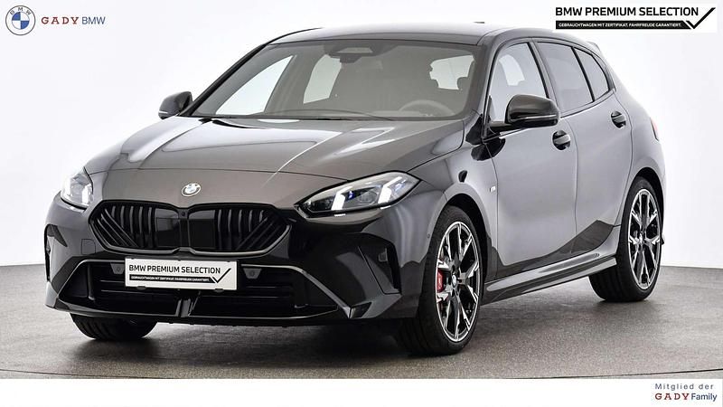 Schwarz Gebraucht 2024 BMW 120 Shadowline Kleinwagen | € 42.980 - Bild 1/4