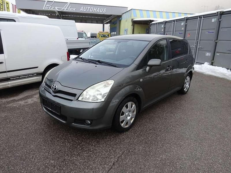 Grau Gebraucht 2006 Toyota Corolla Kombi | € 3.490 - Bild 1/4