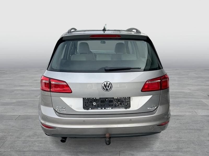 Gebraucht VW Golf VII Comfortline 110 PS (80 kW) 2014 Silber  metallic Limousine