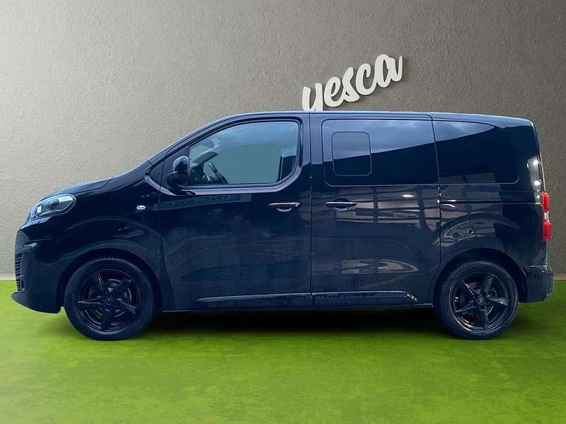 Schwarz Gebraucht 2018 Citroën Spacetourer Shine Van / Kleinbus | € 25.990 (Fairer Preis) - Bild 1/2