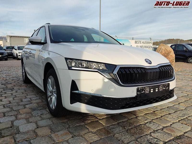 Neu Skoda Octavia Selection 2026 Weiß Kombi