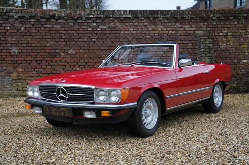 Rot Gebraucht 1982 Mercedes SL280 Cabrio | € 39.950 - Bild 1/4