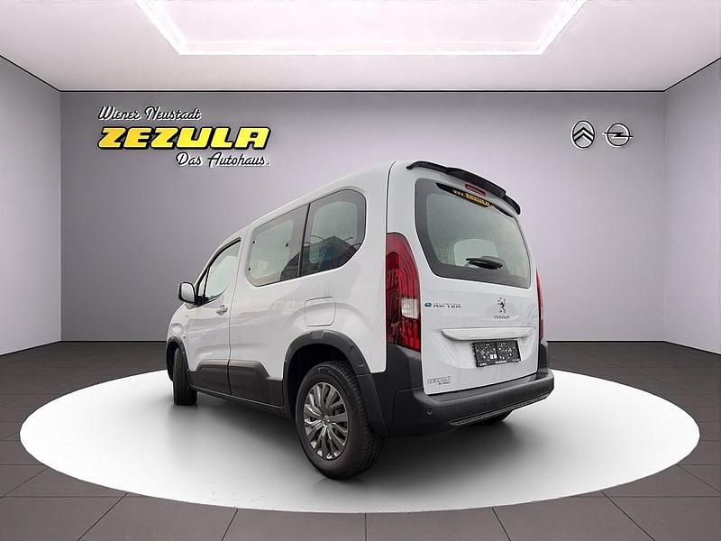 Gebraucht Peugeot e-Rifter Active 100 kW (136 PS) 2023 Weiß Van / Kleinbus