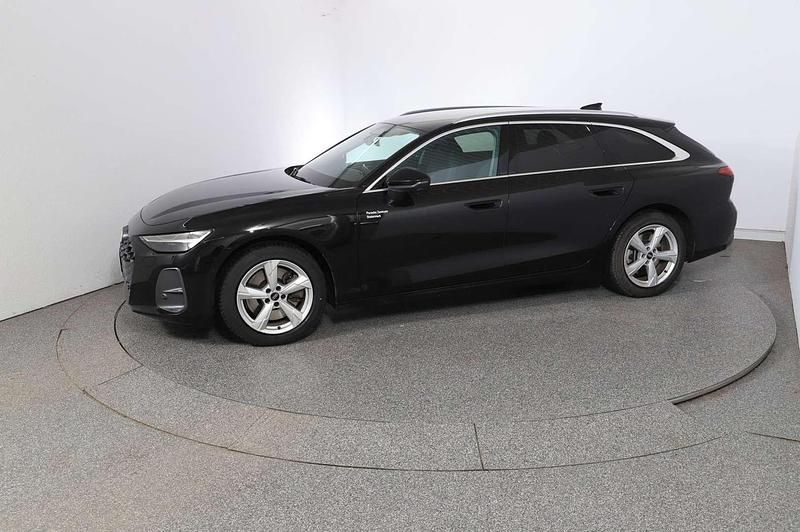 Gebraucht Audi A6 Ambiente 204 PS (150 kW) 2025 Schwarz  metallicperleffektno Kombi