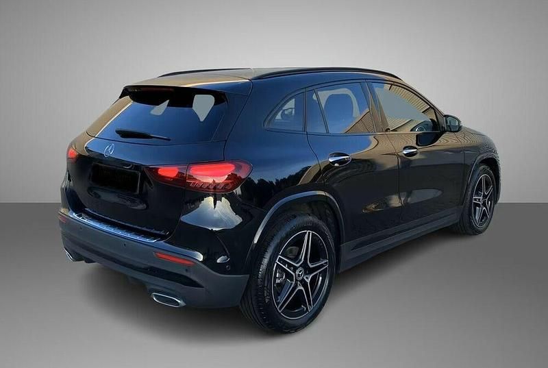 Gebraucht Mercedes GLA180 AMG 116 PS (85 kW) 2024 Schwarz SUV