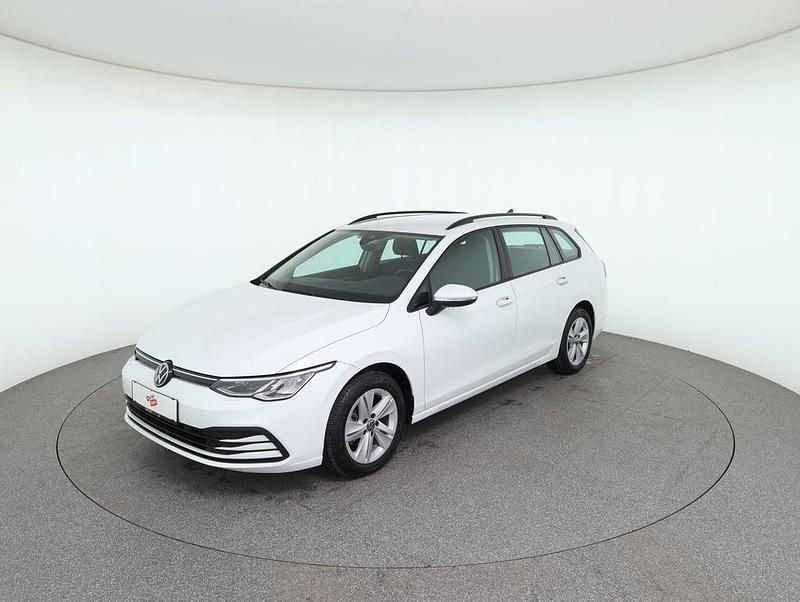 Gebraucht VW Golf VIII Life 110 PS (80 kW) 2024 Weiß Kombi