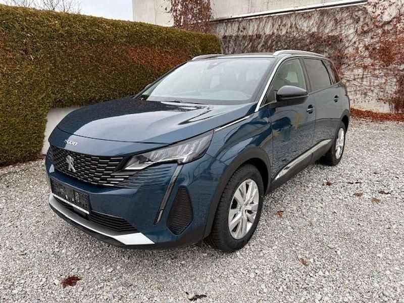 Gebraucht Peugeot 5008 131 PS (96 kW) 2022 Blau SUV