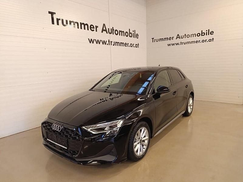 Neu Audi A3 Ambiente 116 PS (85 kW) 2026 Schwarz  normal Limousine