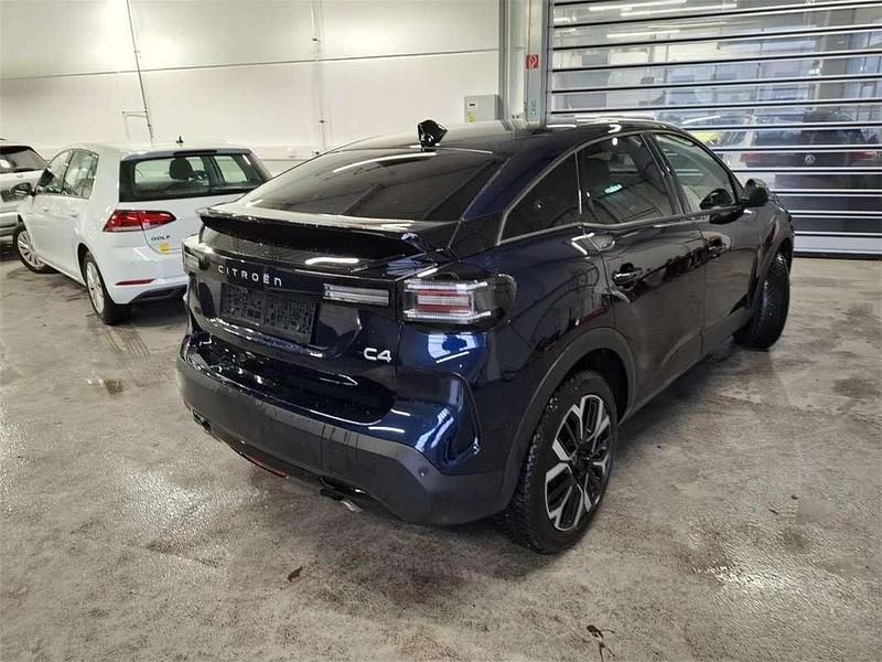 Gebraucht Citroën C4 PureTech 131 PS (96 kW) 2025 Blau Limousine