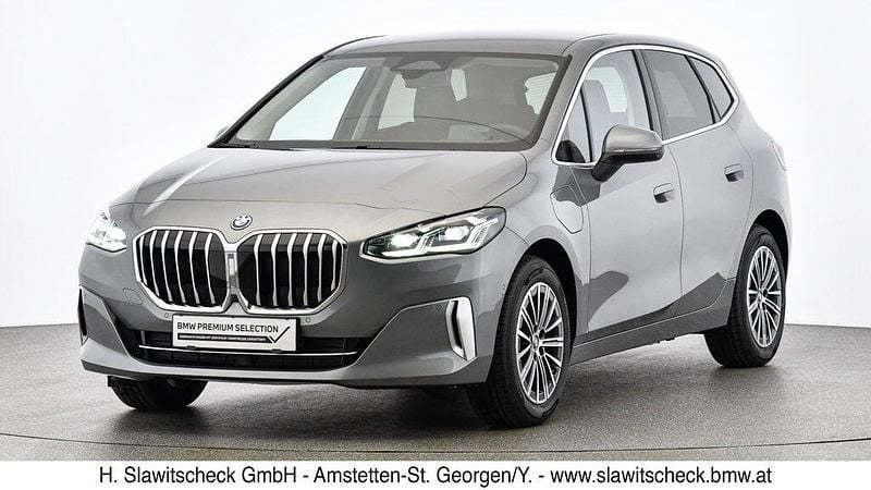 Skyscraper grau Gebraucht 2024 BMW 230e Active Tourer Efficient Dynamics Van / Kleinbus | € 36.900 (Superpreis) - Bild 1/1