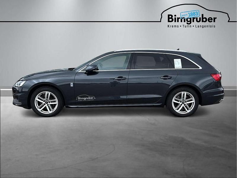 Gebraucht Audi A4 Comfort 150 PS (110 kW) 2025 Hellgrau  metallic Kombi