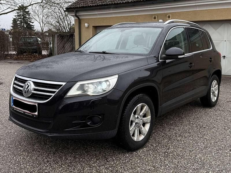 Gebraucht VW Tiguan 140 PS (102 kW) 2009 Schwarz SUV