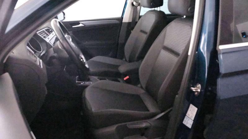 Gebraucht VW Tiguan Life 122 PS (89 kW) 2021 Blau SUV