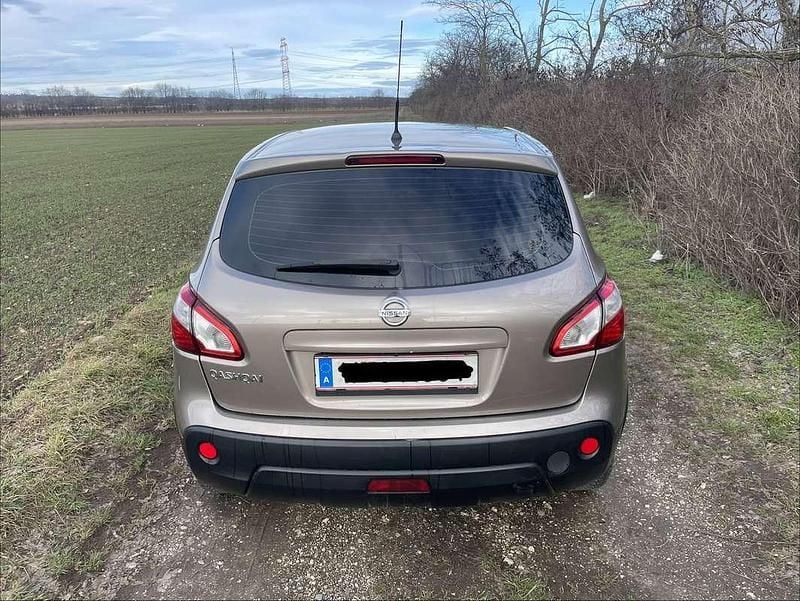 Gebraucht Nissan Qashqai Acenta 117 PS (86 kW) 2011 Bronze SUV