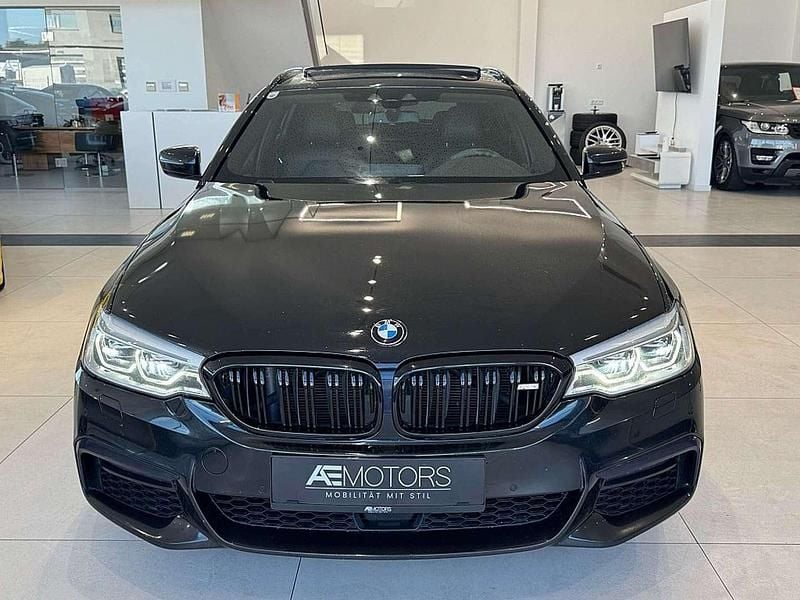 Gebraucht BMW 520 M Sport 190 PS (139 kW) 2018 Schwarz Kombi