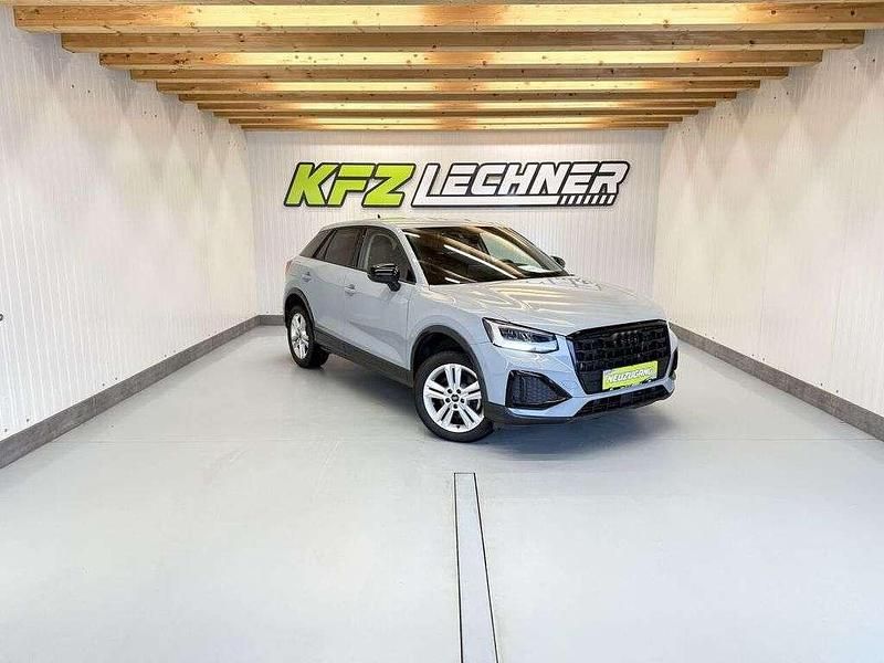 Grau Gebraucht 2022 Audi Q2 Ambiente SUV | € 26.950 (Fairer Preis) - Bild 1/3
