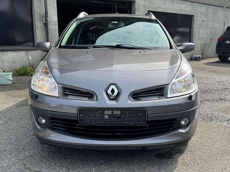 Gebraucht Renault Clio GrandTour 75 PS (55 kW) 2010 Kombi