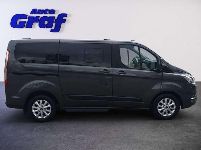 Gebraucht Ford Tourneo Trend 129 PS (94 kW) 2019 Grau Van / Kleinbus