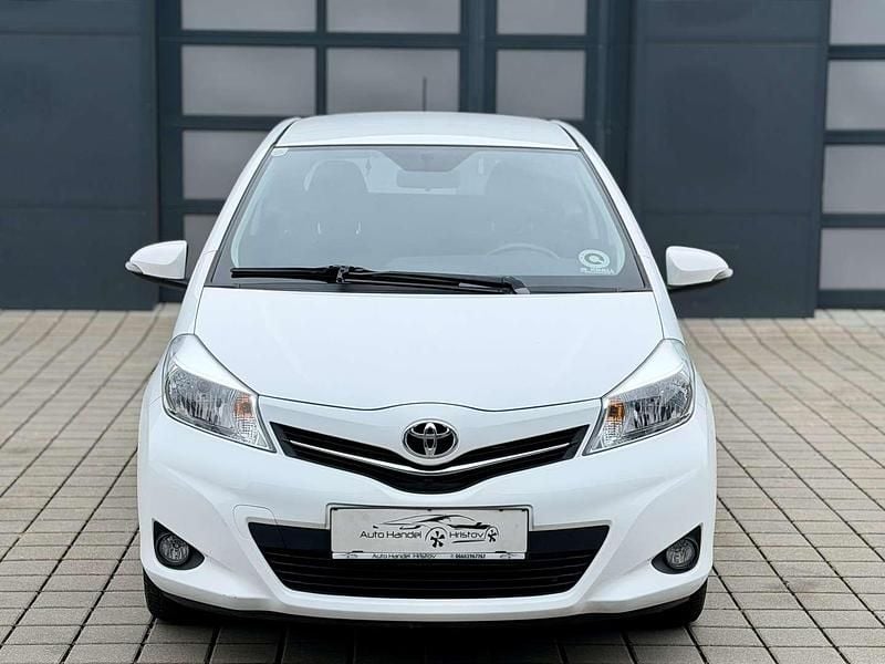 Gebraucht Toyota Yaris Life 69 PS (50 kW) 2014 Kleinwagen