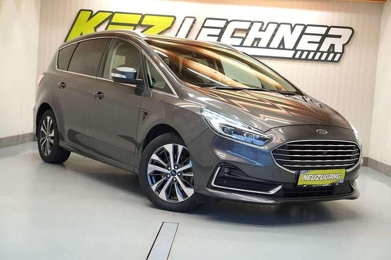 Gebraucht Ford S-MAX Titanium 190 PS (139 kW) 2020 Grau Van / Kleinbus