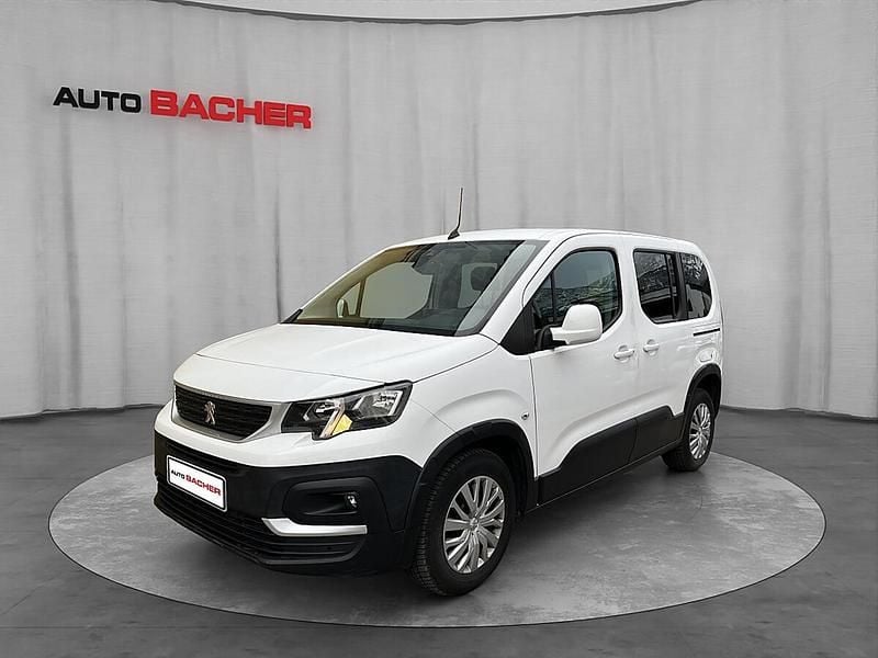 Gebraucht Peugeot Rifter Active 102 PS (75 kW) 2021 Weiß Van / Kleinbus