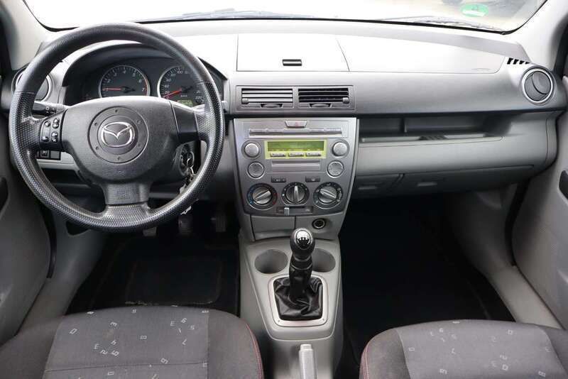 Gebraucht Mazda 2 Exclusive 80 PS (58 kW) 2003 Blau Van / Kleinbus