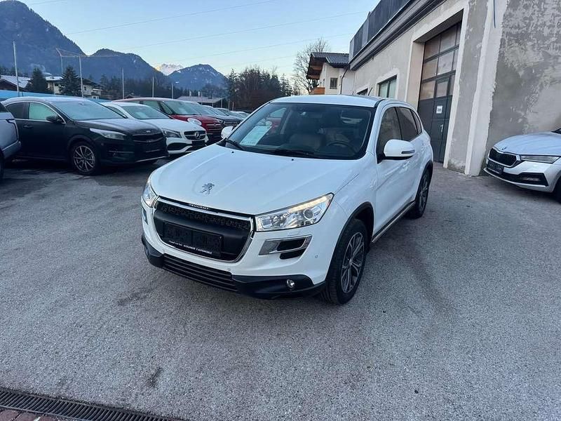 Gebraucht Peugeot 4008 Allure 114 PS (83 kW) 2015 Weiß SUV