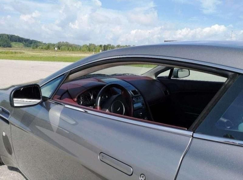 Gebraucht Aston Martin V8 385 PS (283 kW) 2007 Grau Coupé