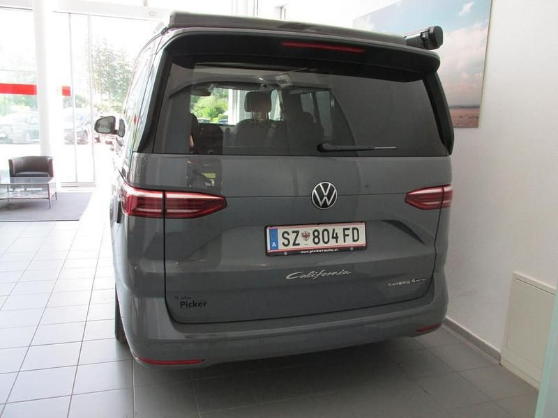 Gebraucht VW California Beach 245 PS (180 kW) 2025 Mittelgrau  normal Van