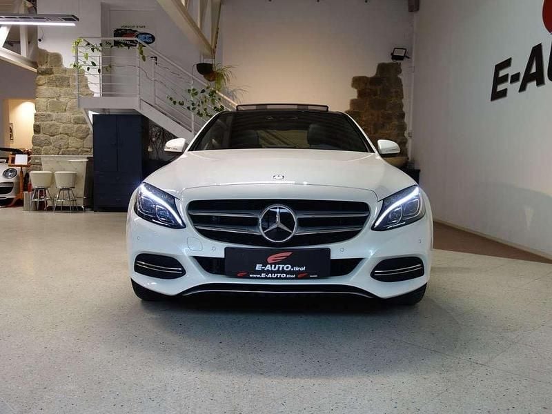 Gebraucht Mercedes C220 Avantgarde 170 PS (125 kW) 2014 Weiß Limousine