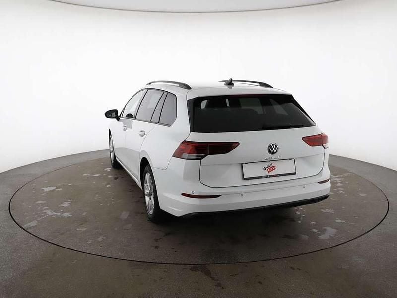 Gebraucht VW Golf VIII Style 131 PS (96 kW) 2022 Weiß Kombi