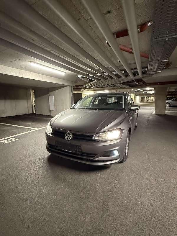 Gebraucht VW Polo Trendline 75 PS (55 kW) 2018 Kleinwagen