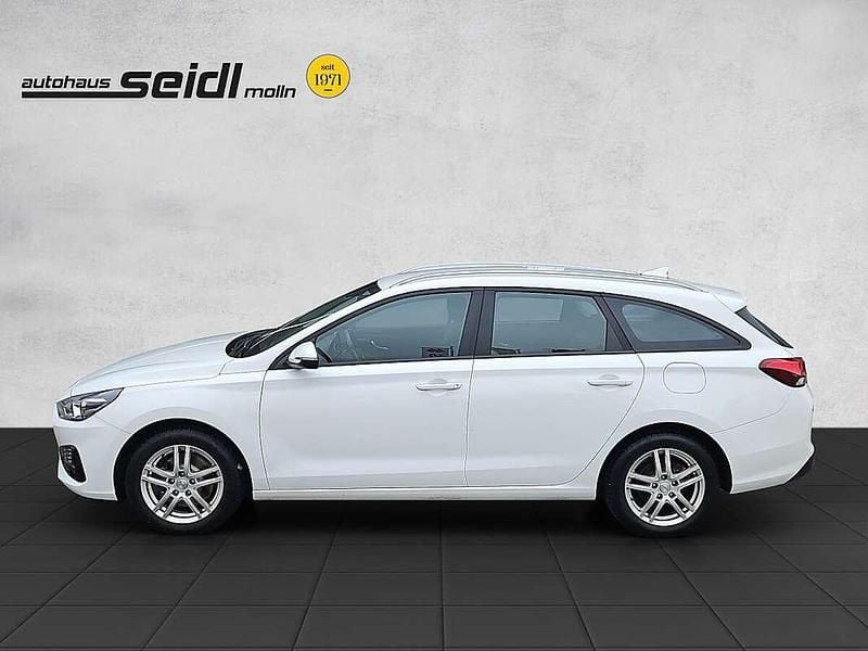 Gebraucht Hyundai i30 110 PS (80 kW) 2021 Weiß Kombi