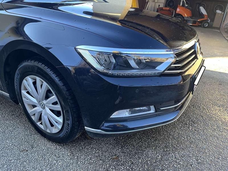 Gebraucht VW Passat Highline 150 PS (110 kW) 2015 Schwarz Kombi
