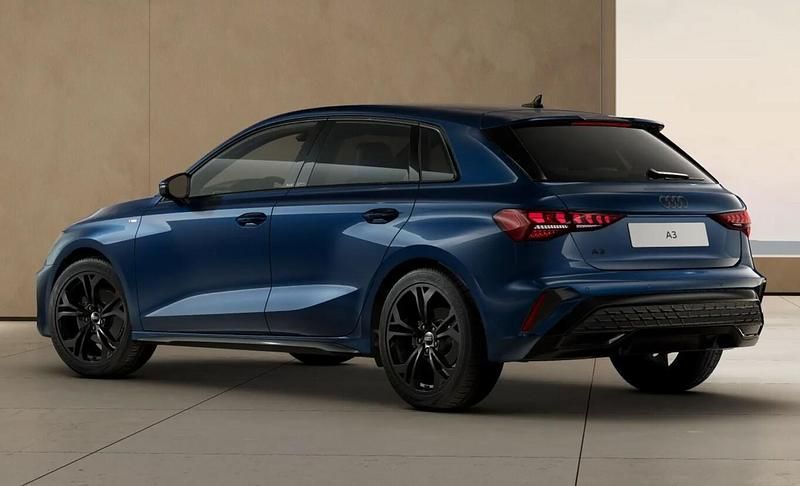 Neu Audi A3 S-Line 150 PS (110 kW) 2025 Blau Limousine