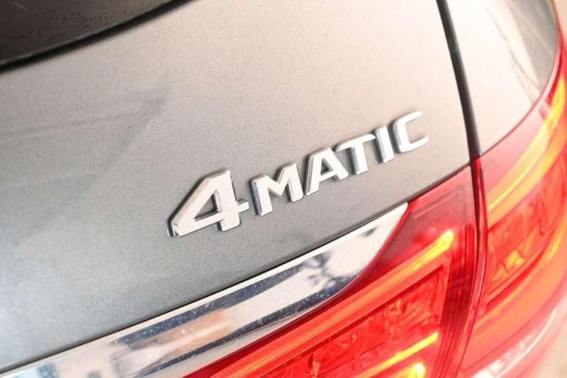 Gebraucht Mercedes E220 Edition 170 PS (125 kW) 2017 Grau Coupé