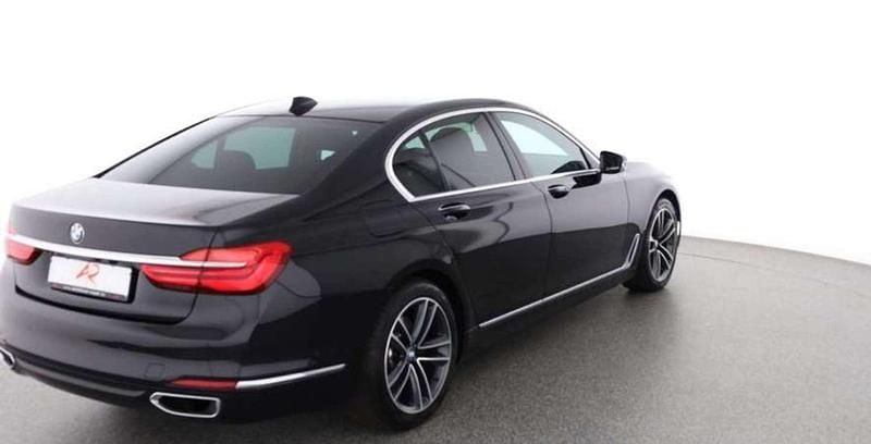 Gebraucht BMW 730 265 PS (194 kW) 2017 Limousine