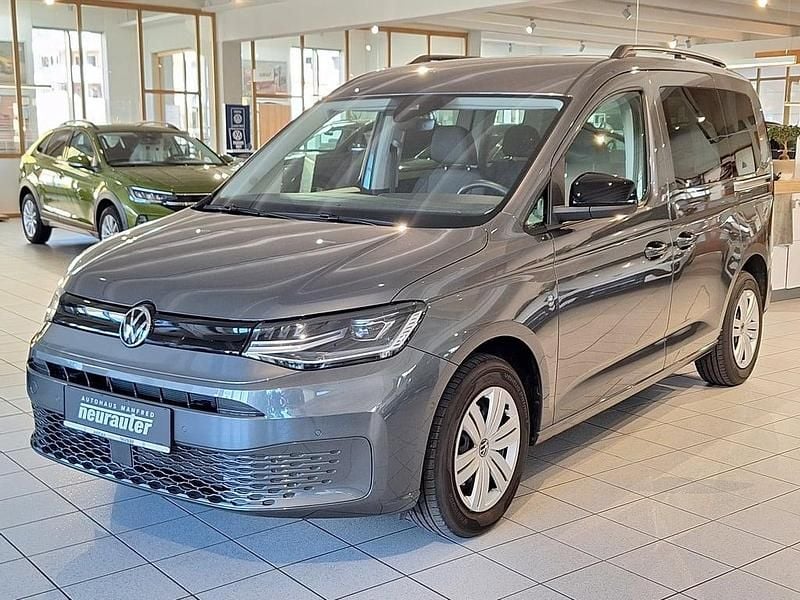 Mittelgrau metallic Gebraucht 2025 VW Caddy Family Van / Kleinbus | € 34.990 (Etwas zu teuer) - Bild 1/4