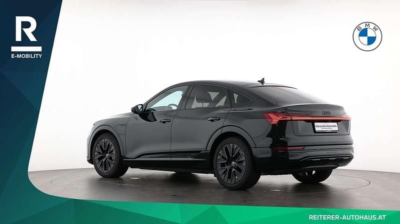Gebraucht Audi Q8 e-tron Business 250 kW (340 PS) 2023 Schwarz SUV