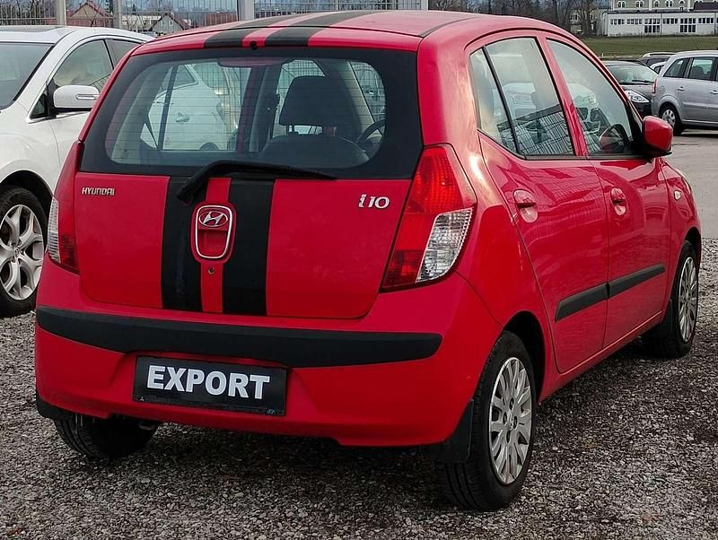 Gebraucht Hyundai i10 67 PS (49 kW) 2009 Rot Kleinwagen