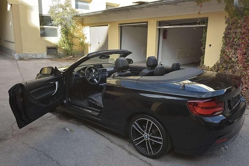 Gebraucht BMW 220 184 PS (135 kW) 2021 Schwarz Cabrio