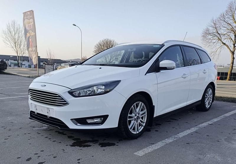 Gebraucht Ford Focus Titanium 150 PS (110 kW) 2018 Weiß Kombi