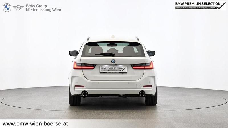 Gebraucht BMW 318 Efficient Dynamics 150 PS (110 kW) 2024 Weiß Kombi
