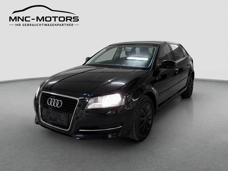 Gebraucht Audi A3 Attraction 90 PS (66 kW) 2010 Schwarz Limousine