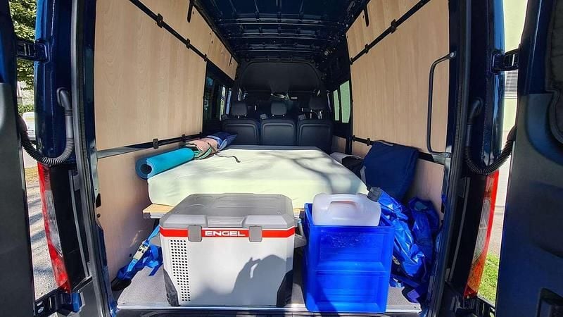 Gebraucht Mercedes Sprinter 190 PS (139 kW) 2023 Blau Van