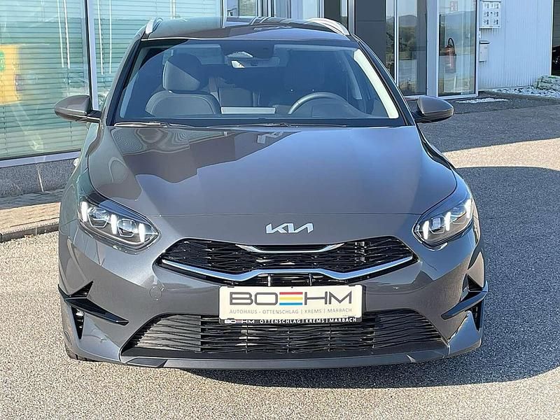 Gebraucht Kia Ceed Sportswagon Silver 101 PS (74 kW) 2024 Grau Kombi