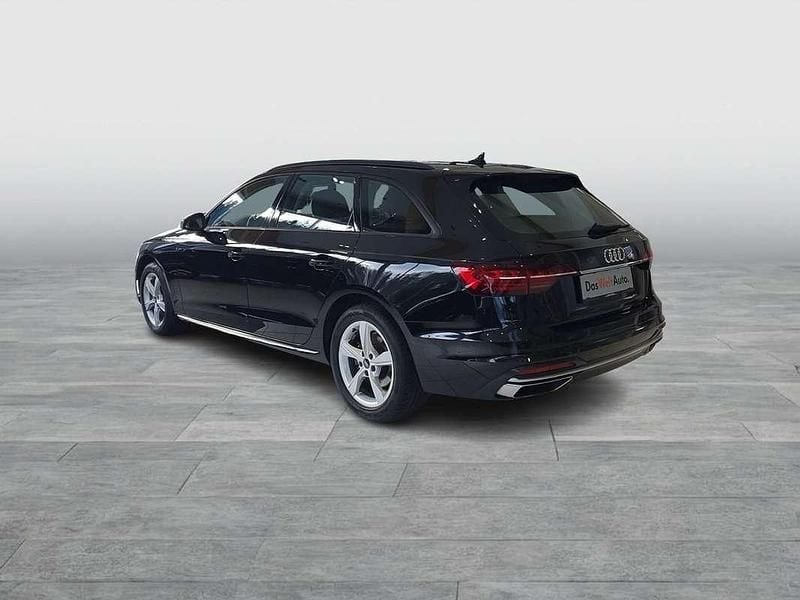 Gebraucht Audi A4 Advanced 163 PS (119 kW) 2022 Schwarz  metallic Kombi