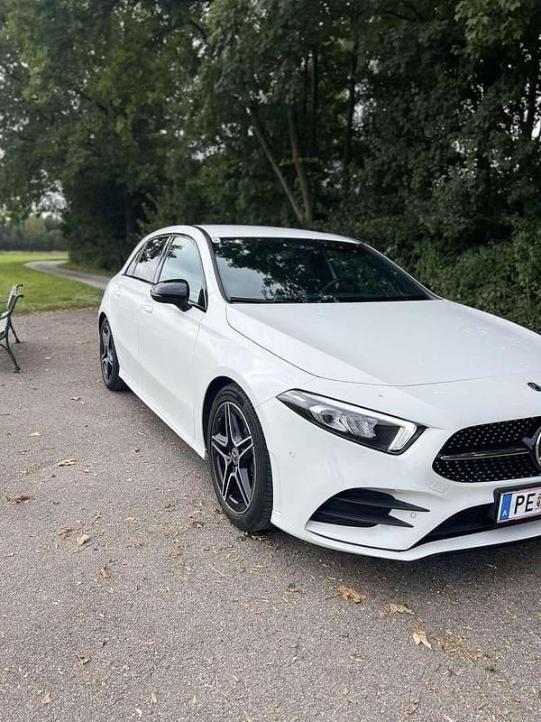 Gebraucht 2019 Mercedes A180 AMG line Limousine | € 23.900 (Fairer Preis) - Bild 1/4