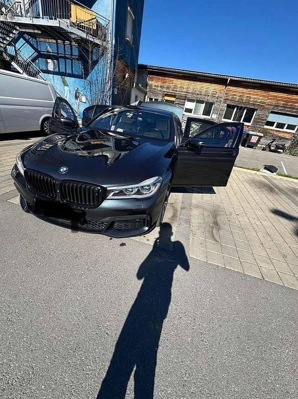 Gebraucht BMW 740 320 PS (235 kW) 2019 Limousine