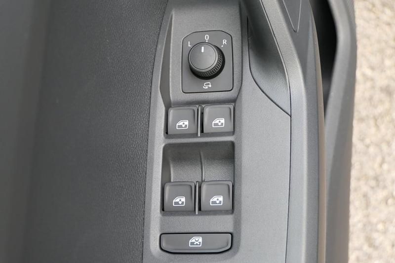 Neu Seat Arona Style 115 PS (84 kW) 2026 Dunkelgrau  metallicperleffekt SUV